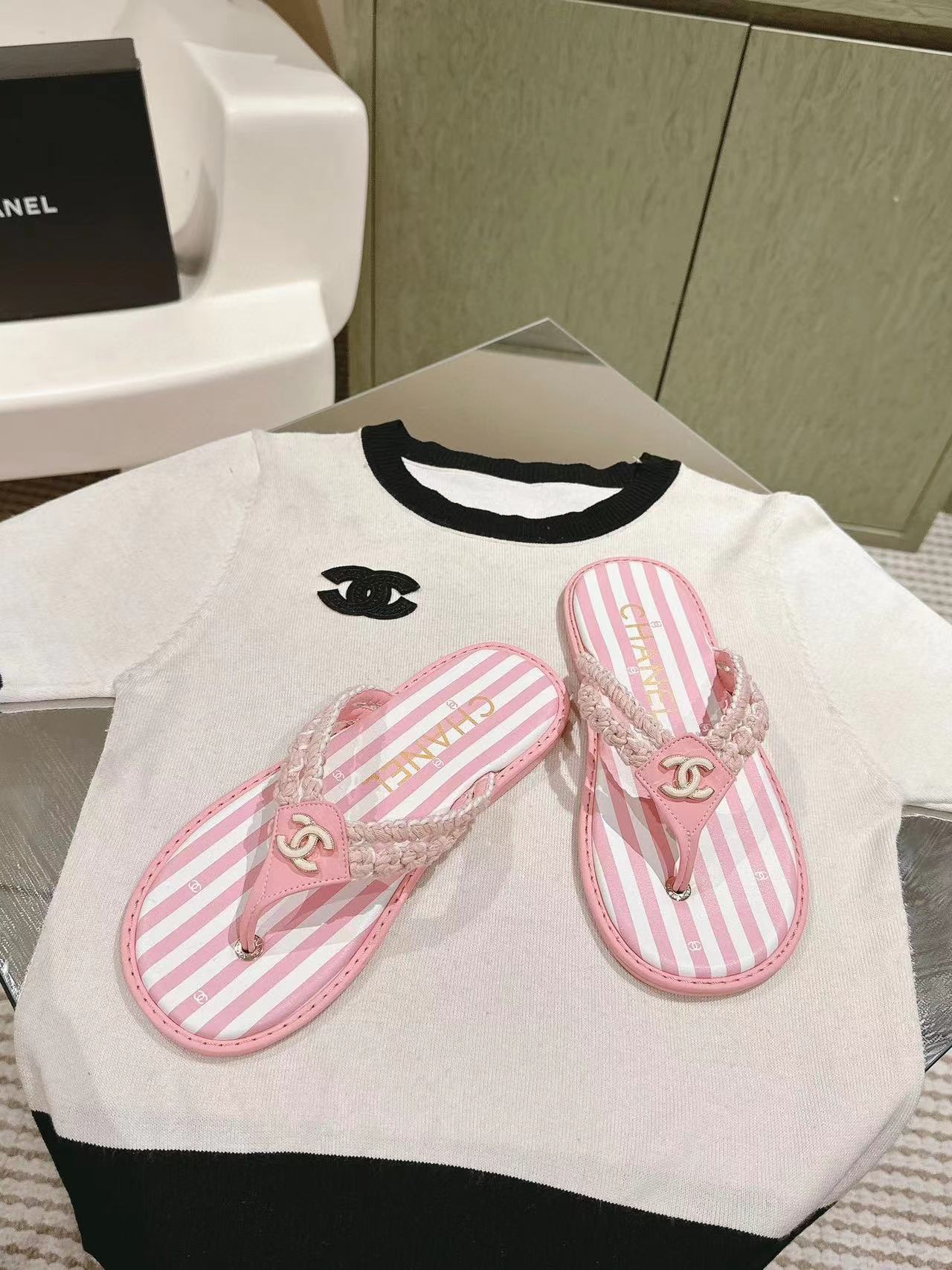 CHANE1 高品質牛革麻縄織りスリッパ【50％割引+送料無料】