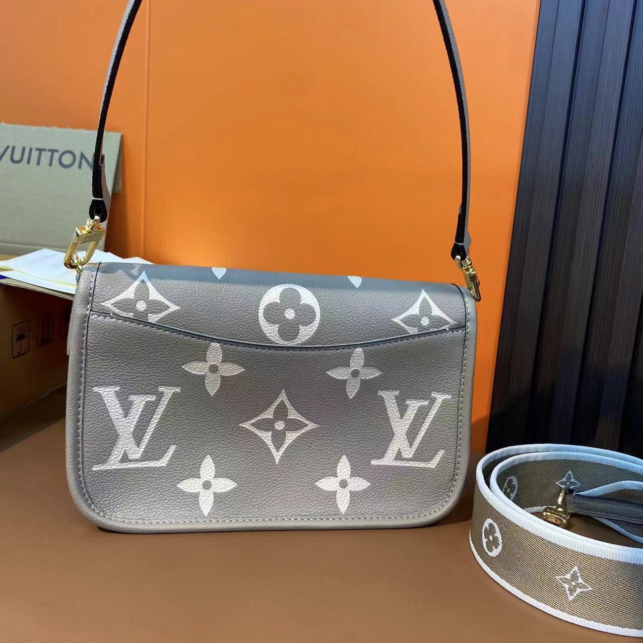 LV高品質プリントクロスボディバッグ【50％割引+送料無料】