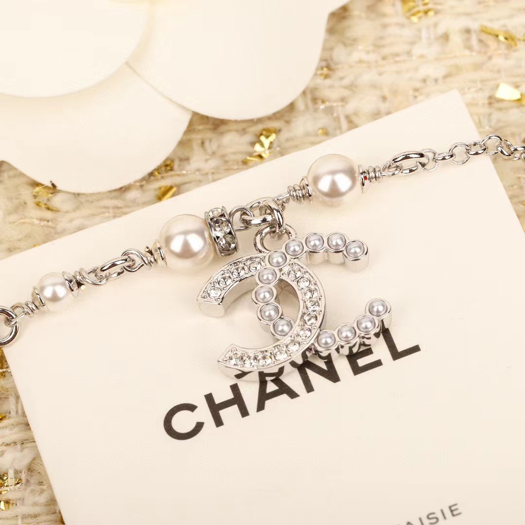 CHANE1 ダブルCロゴパールブレスレット【50％割引+送料無料】