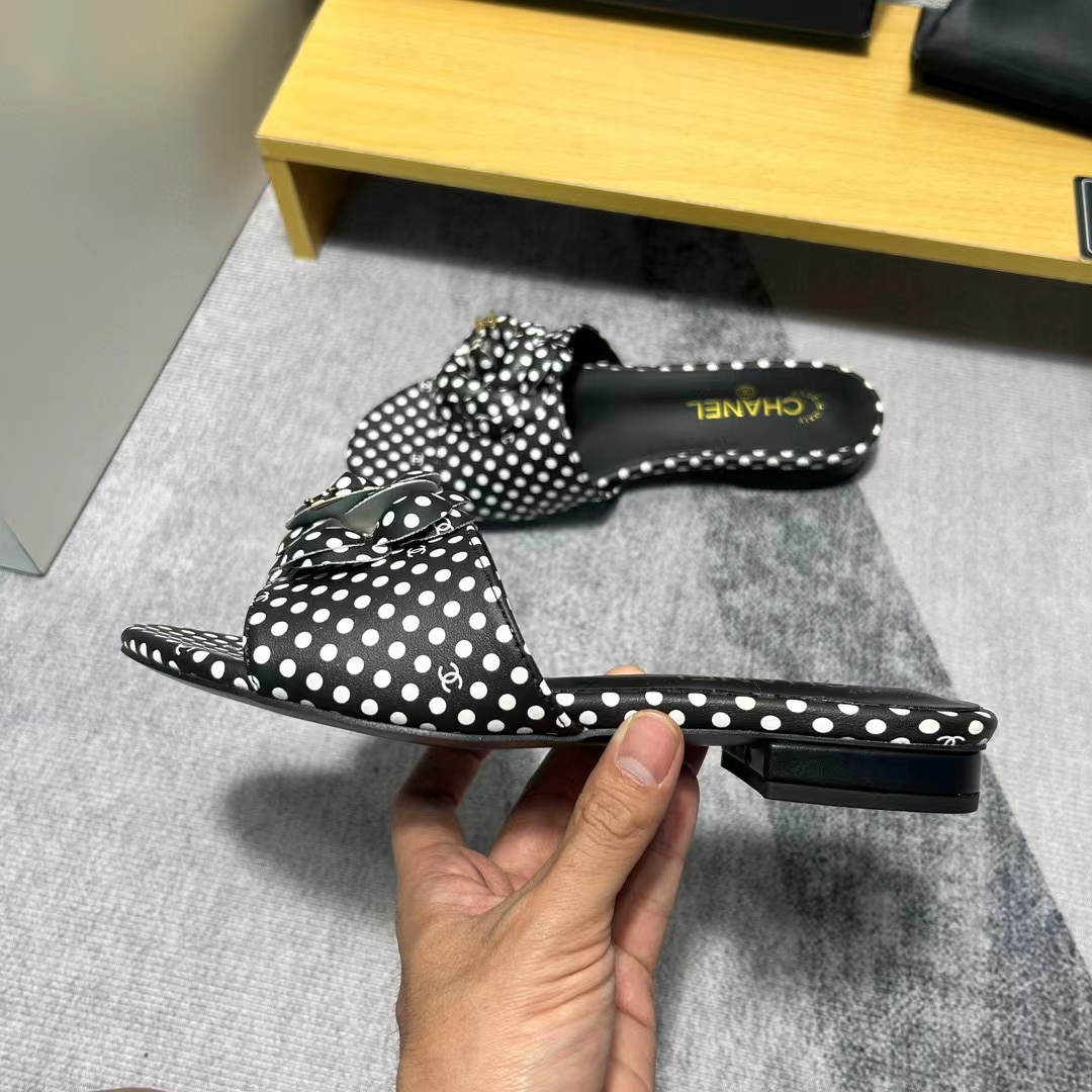 CHANE1 カメリア水玉スリッパ【50％割引+送料無料】