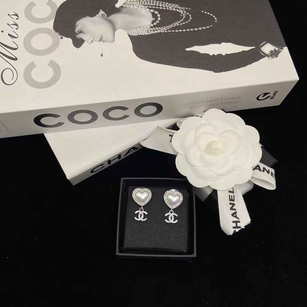 CHANE1 ハート ダブルC ピアス【50％割引+送料無料】