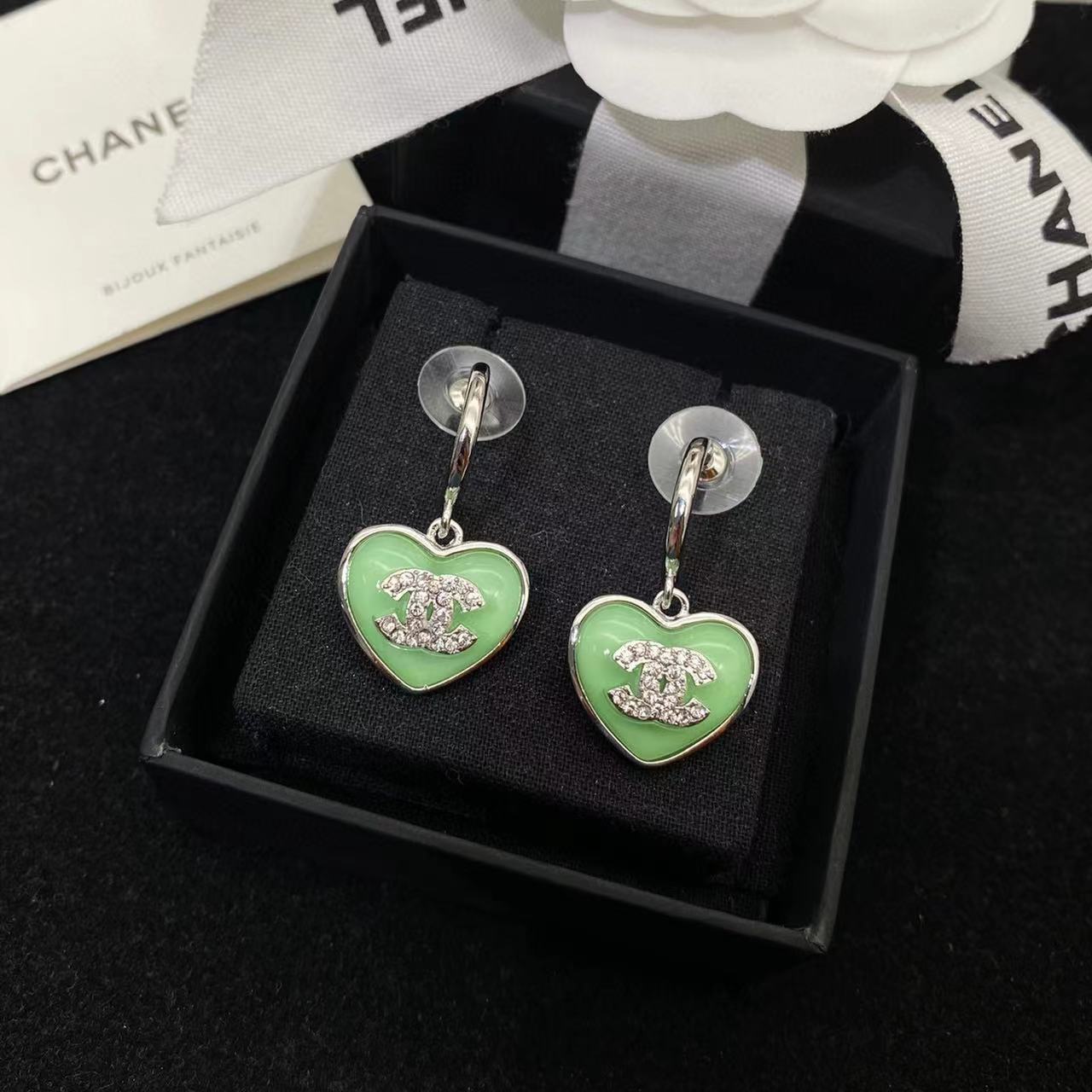 CHANE1 ダブルC ピーチハート ピアス【50%割引+送料無料】