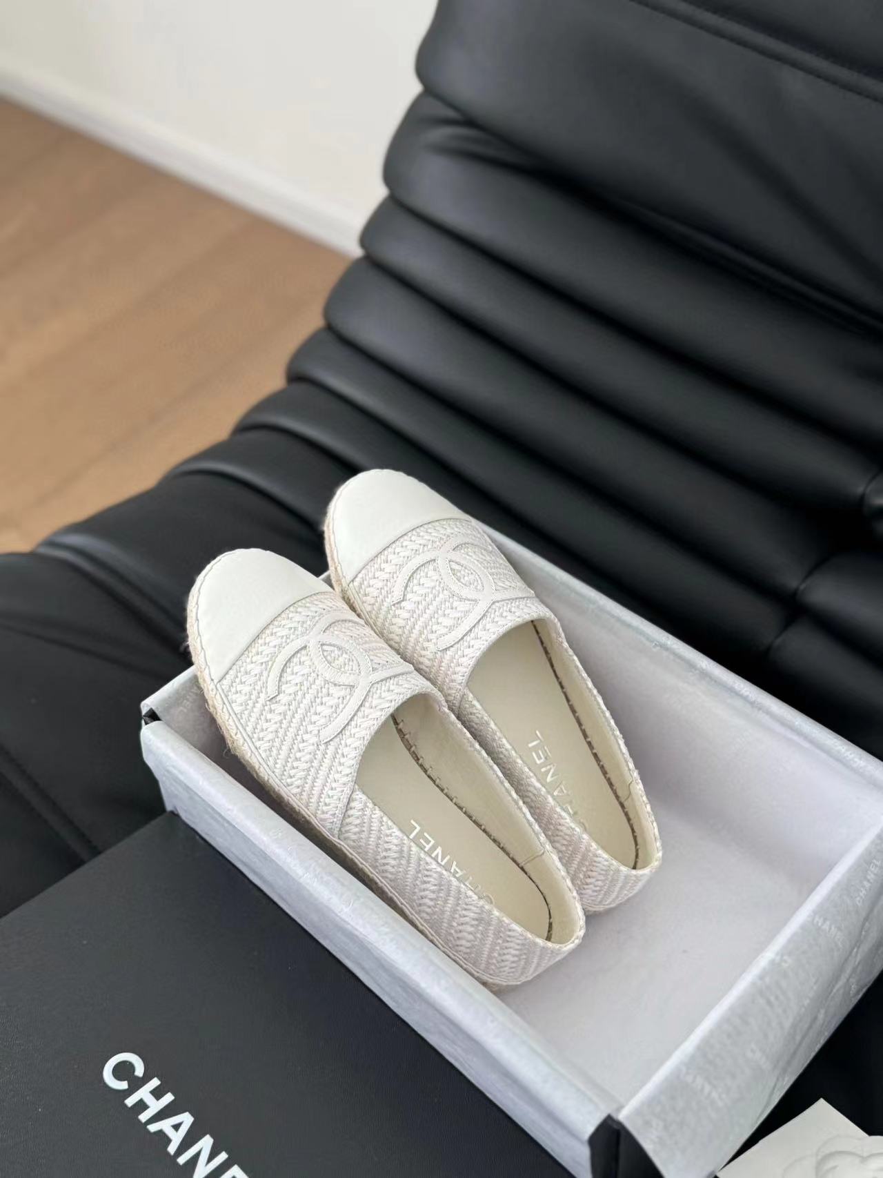 CHANE1 高品質ダブル C ロゴ フィッシャーマン シューズ【50%割引+送料無料】