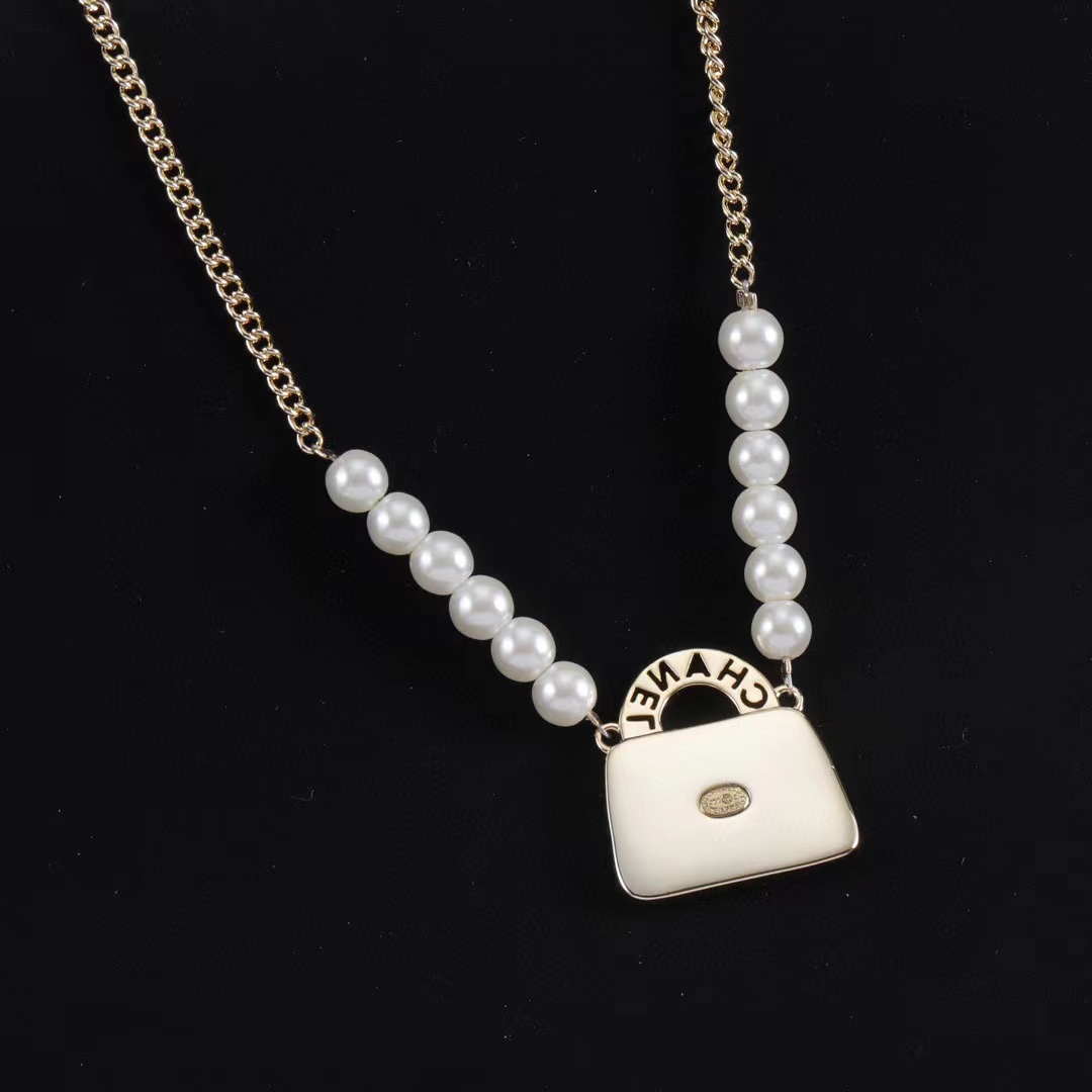 CHANE1 バッグ型パールネックレス【50％割引+送料無料】