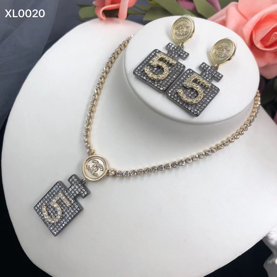 CHANE1 香水ボトル イヤリング+ネックレス 2点セット【50%割引+送料無料】