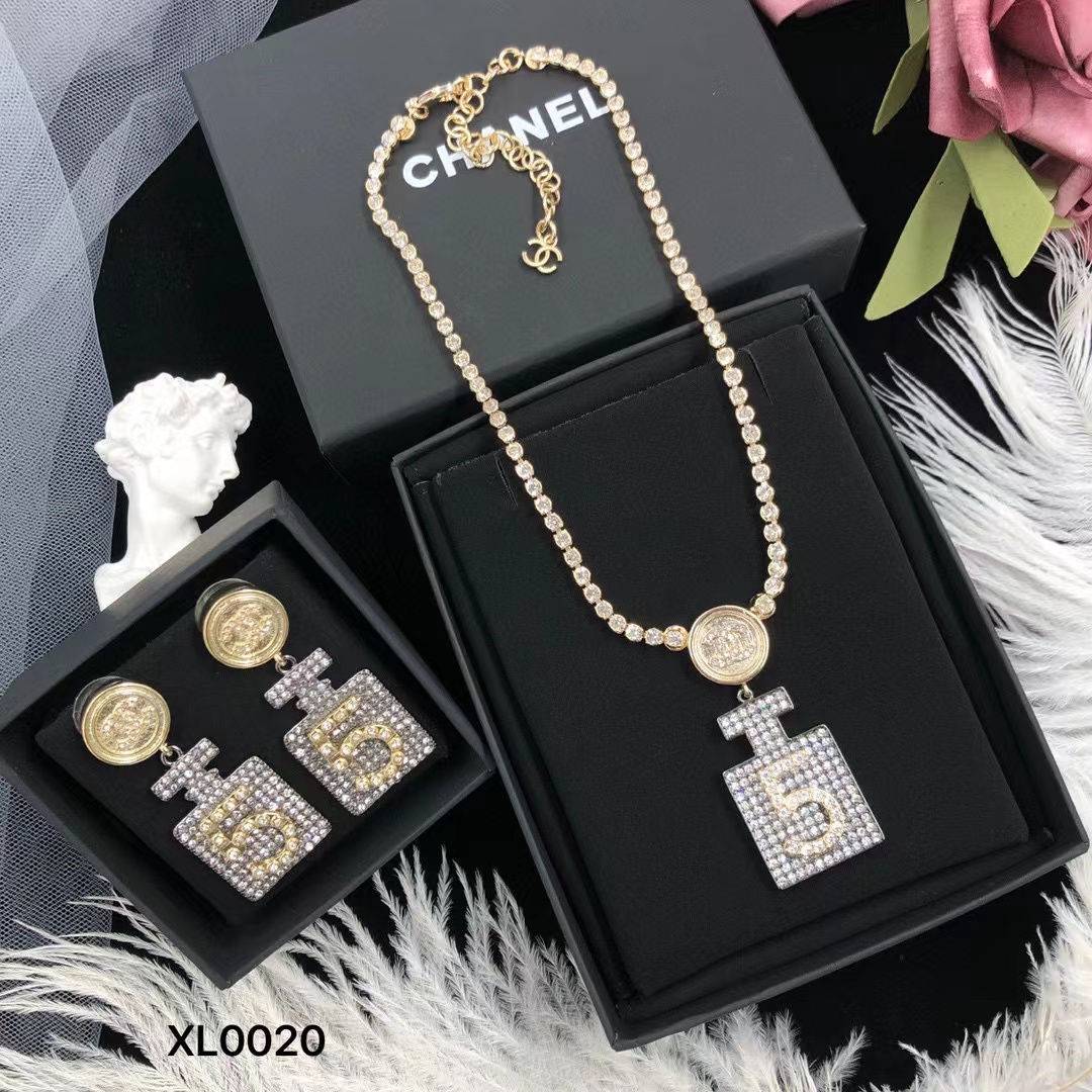 CHANE1 香水ボトル イヤリング+ネックレス 2点セット【50%割引+送料無料】