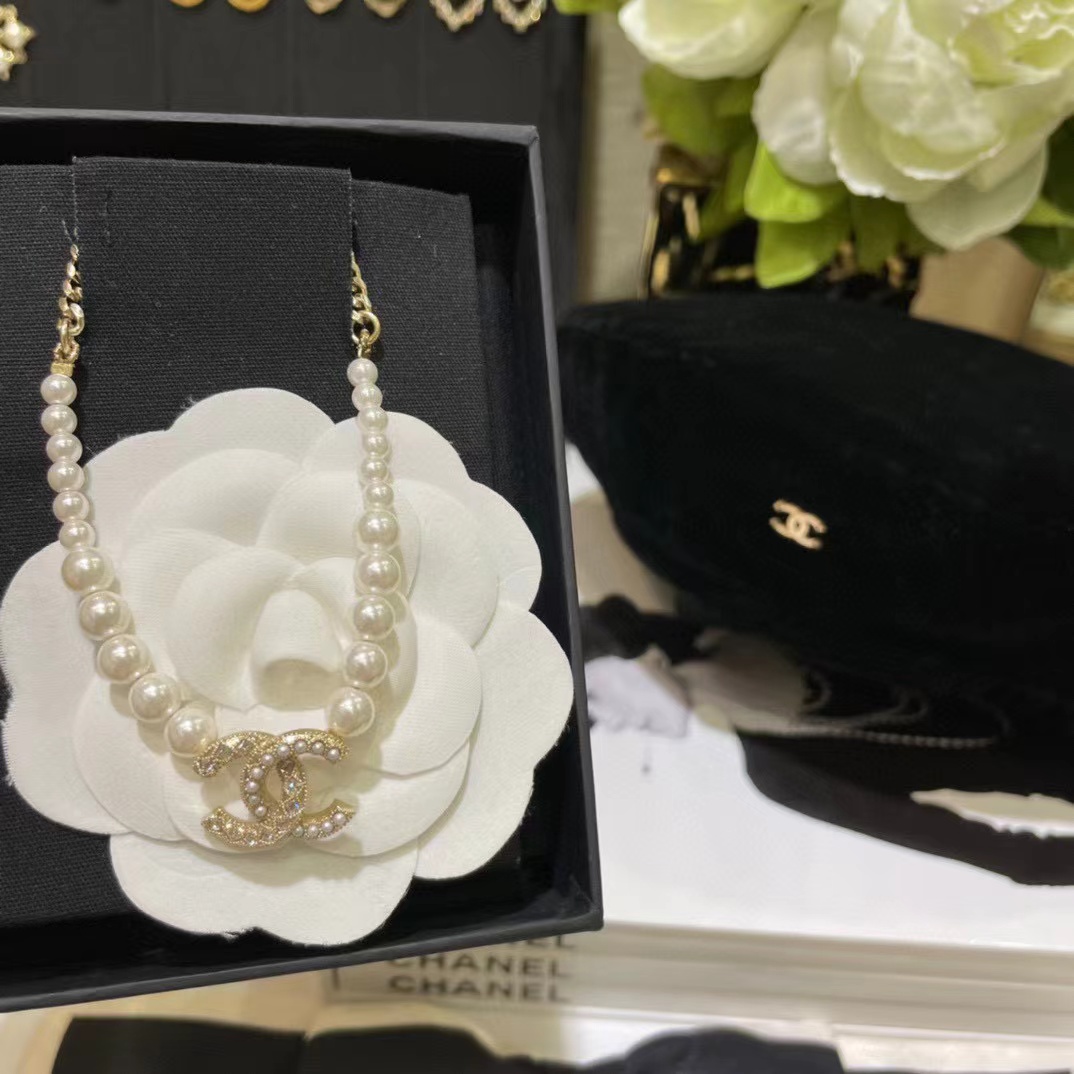 CHANE1 ラージパール ダブルC ネックレス【50％割引+送料無料】