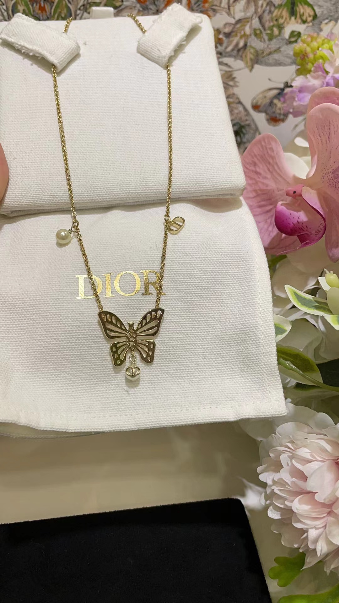 DI0R ホローバタフライパール CD ネックレス【 50％割引+送料無料】