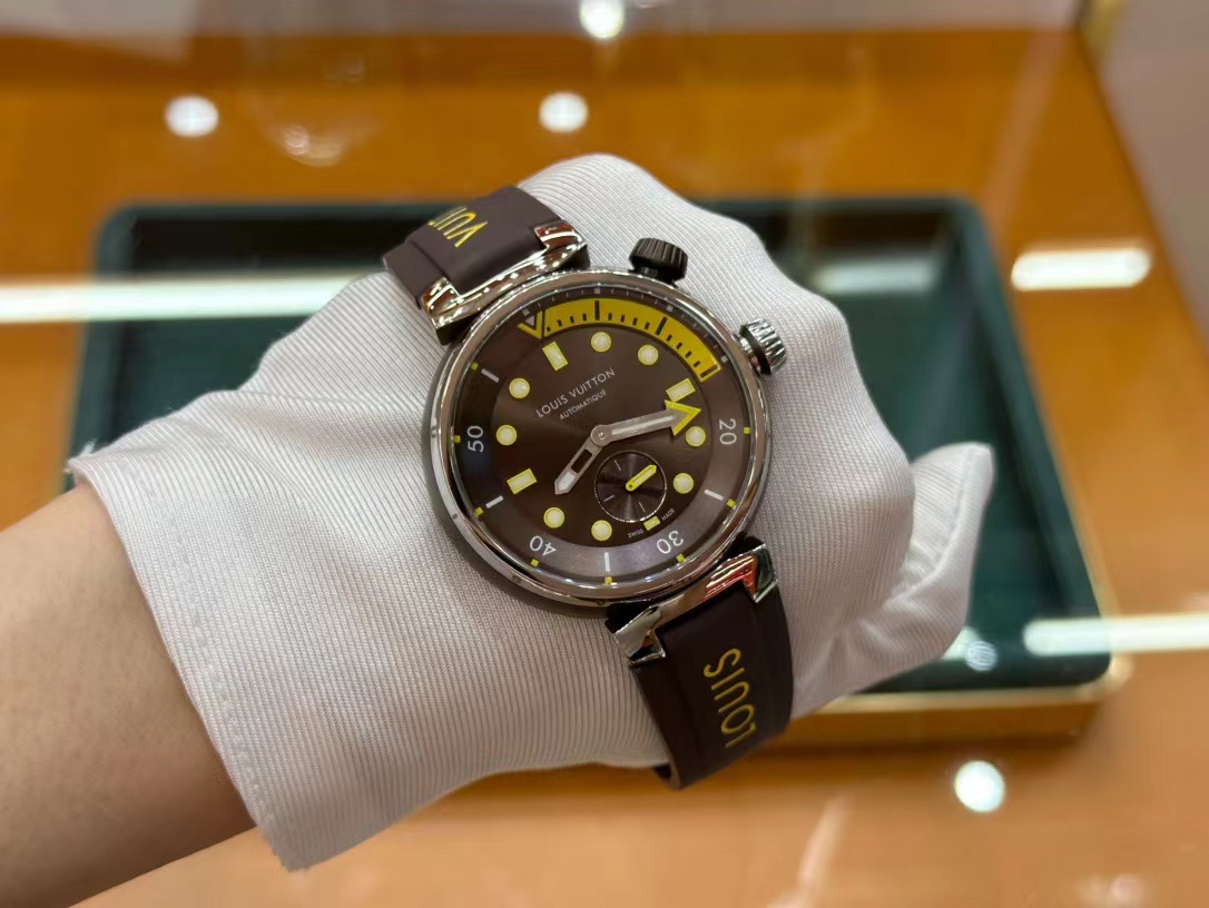 Louis Vuitton タンブール オトマティック ストリート ダイバー時計 12色