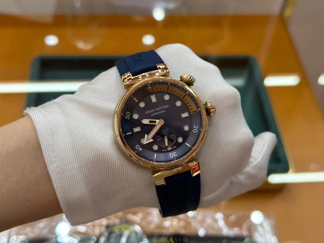 Louis Vuitton タンブール オトマティック ストリート ダイバー時計 12色
