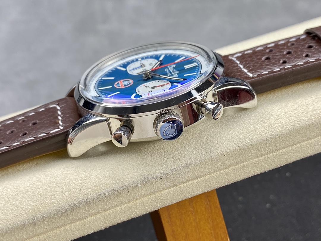 Breitling Top Time B01 Shelby Cobra AB01763A1C1X1