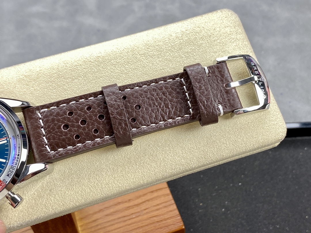 Breitling Top Time B01 Shelby Cobra AB01763A1C1X1