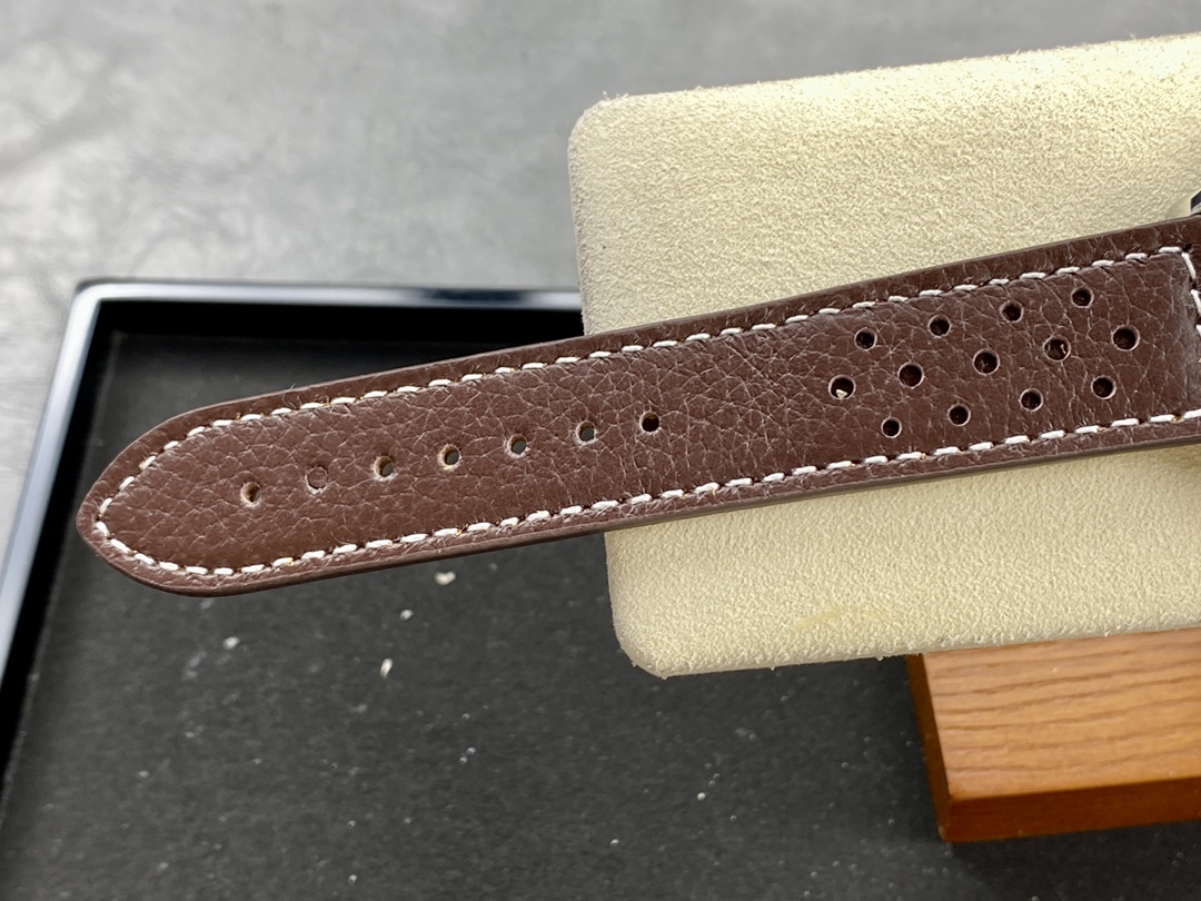 Breitling Top Time B01 Shelby Cobra AB01763A1C1X1