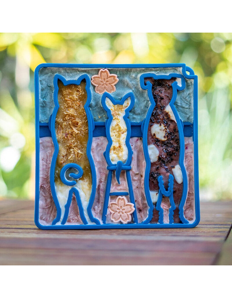 SodaPup ETray - Waiting Dogs | Blue