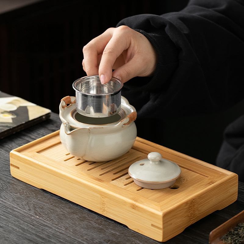 米黃汝窯大號手抓壺