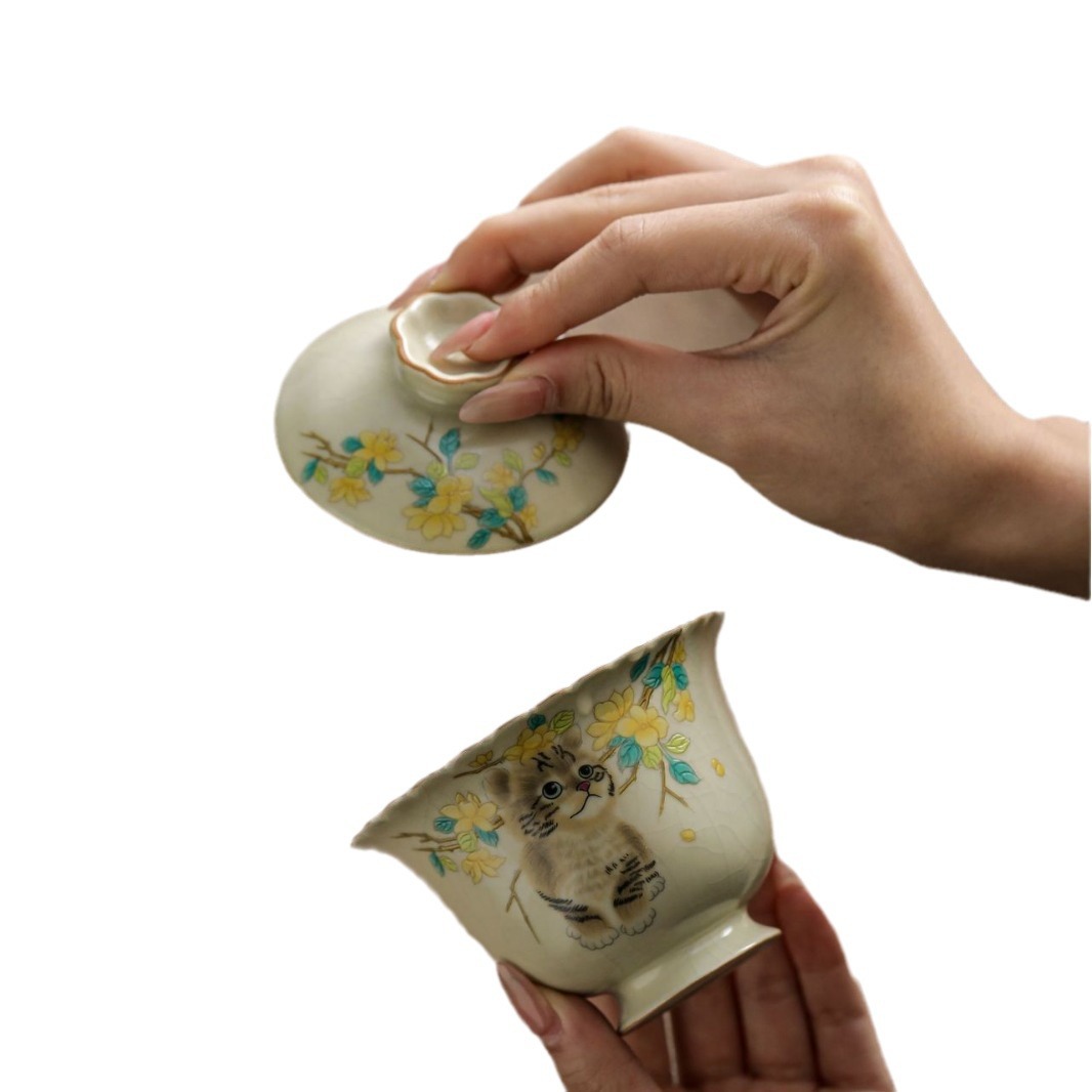 汝窯米黃萌貓二才蓋碗