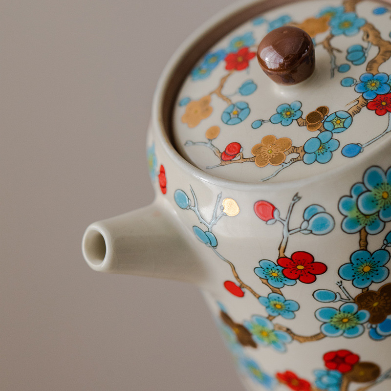 汝窑金梅直身茶壶