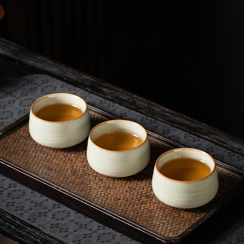 米黃汝窯品茗杯主人杯