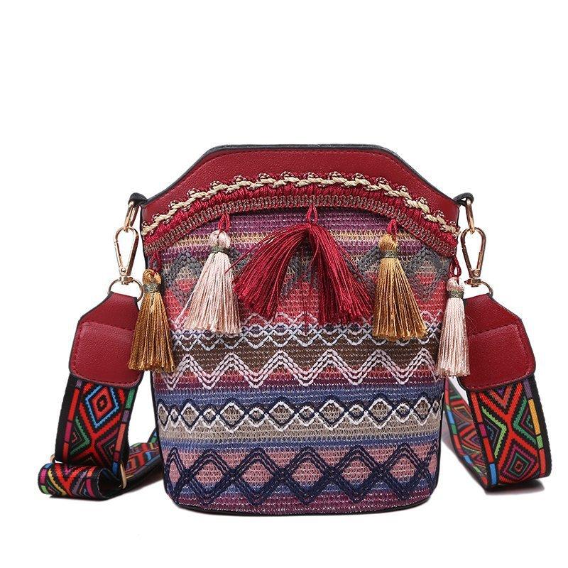 Ladies ethnic style personality one-shoulder messenger bag tassel bucket bag mySite