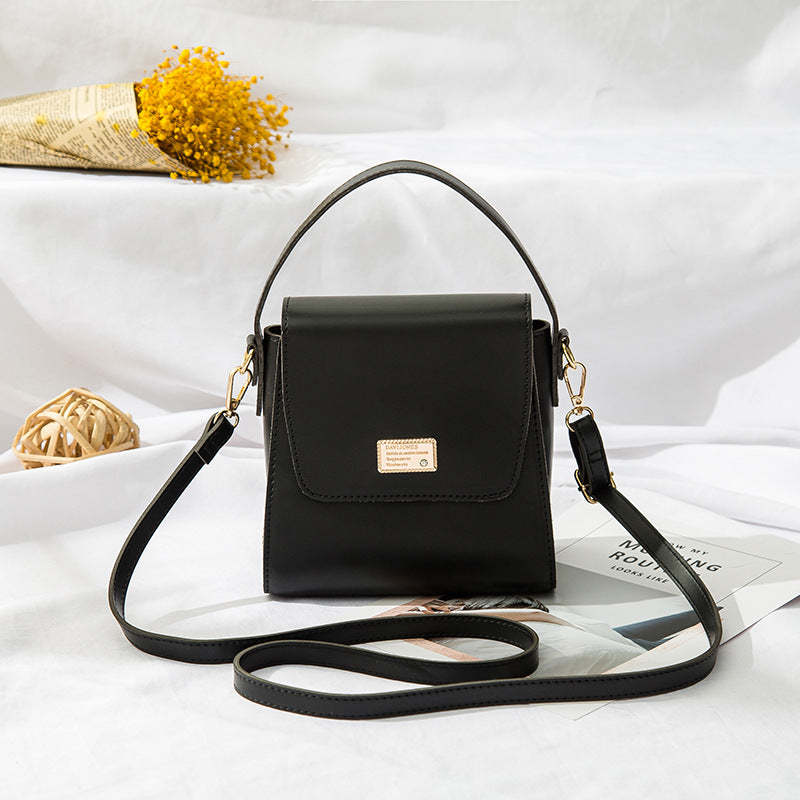 Ladies Vintage Leather Phone Bag mySite