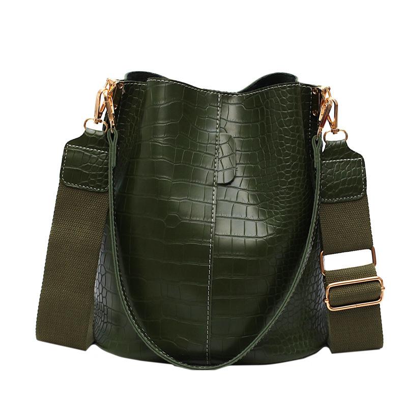 Crocodile pattern single shoulder bucket bag large capacity broadband messenger bag mySite