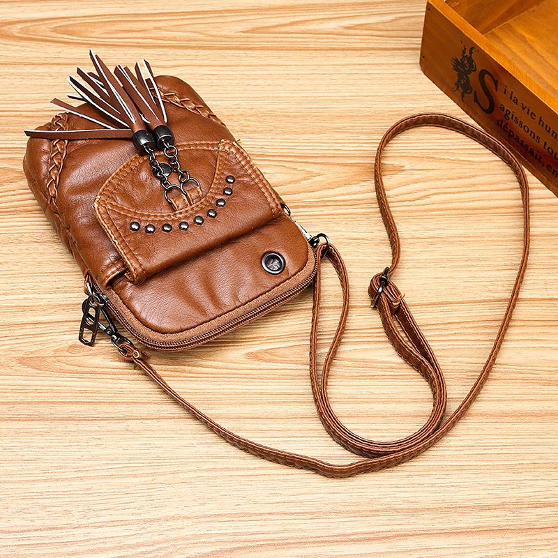 Women's Retro Leather Large Capacity Zip-up Waterproof Crossbody Bag mySite