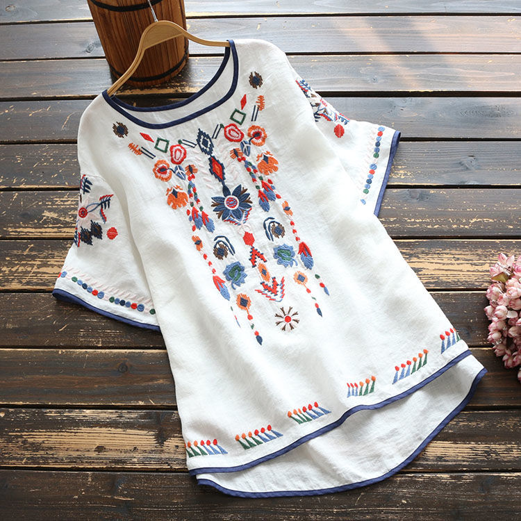 Women round neck short-sleeved embroidered large size loose T-shirt tops