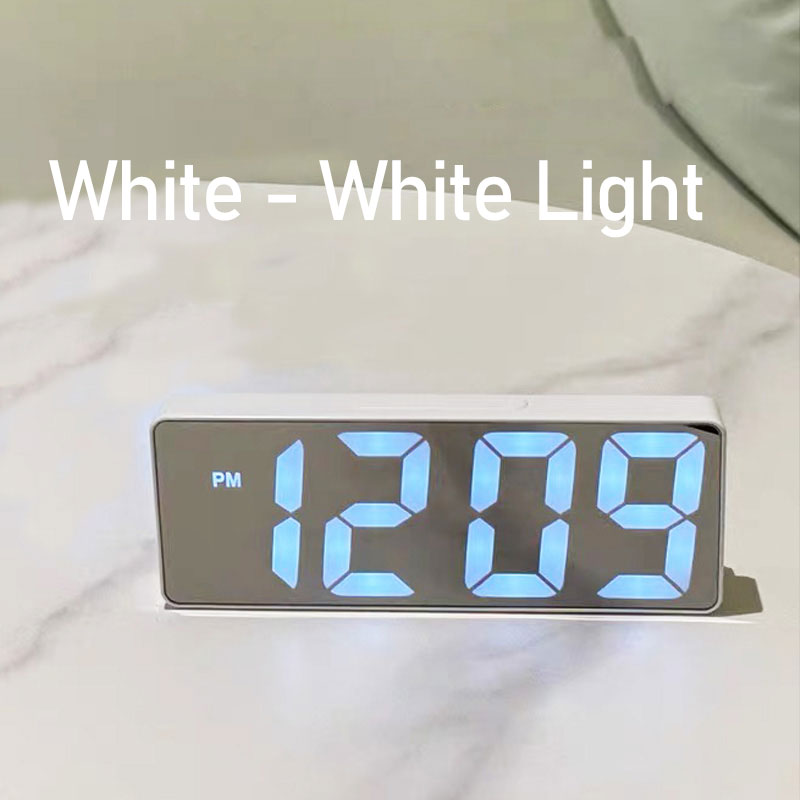 ساعة منبه رقمي LED