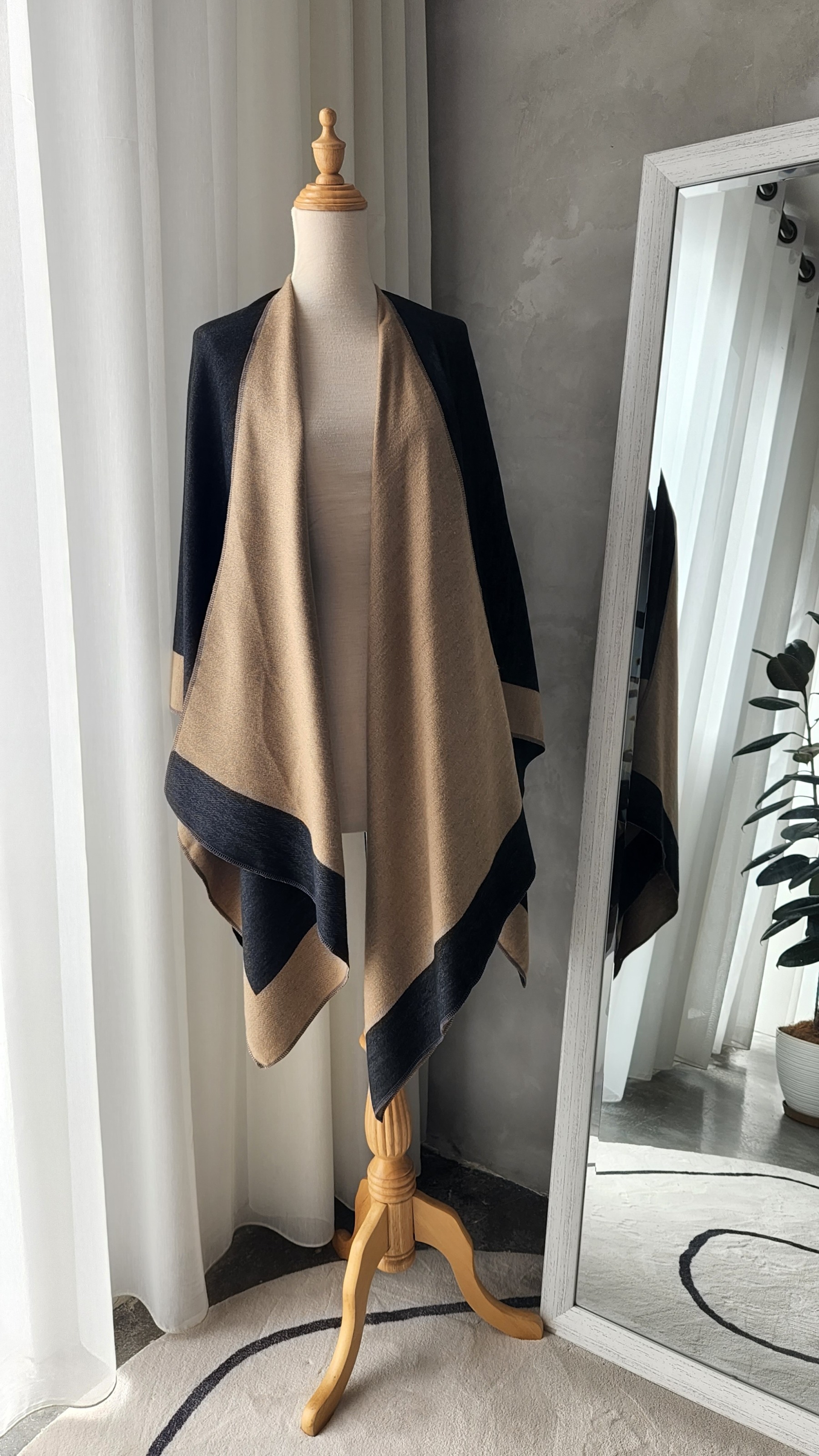 Zanotti Two-Sided Color Block Shawl Wrap-The Black Bow-