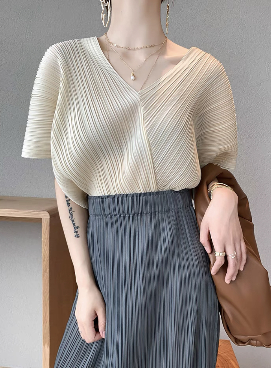 Khloe Pleated V Neck Blouse-The Black Bow-