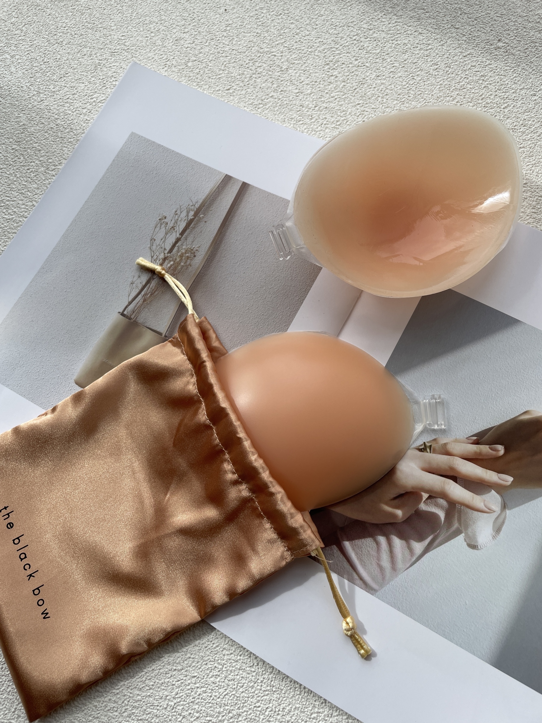 Hassle-Free Natural Look Seamless Silicone Nude Bra-The Black Bow-