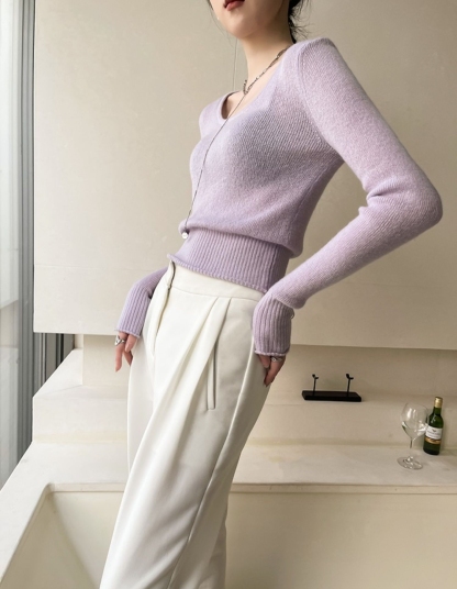 Irene Scoop Neck Long Sleeves Knit Top-The Black Bow-