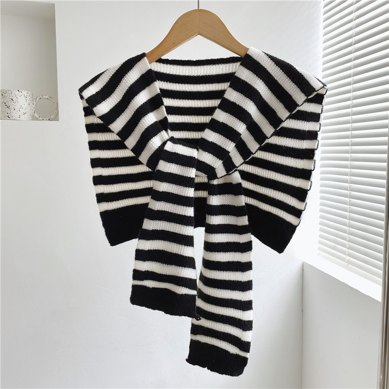 Wewe Ribbed Knit Shawl-The Black Bow-