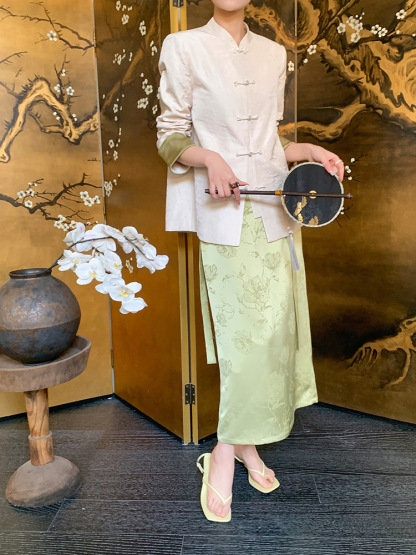 Zhou Guang Oriental Back Slit Skirt-The Black Bow-