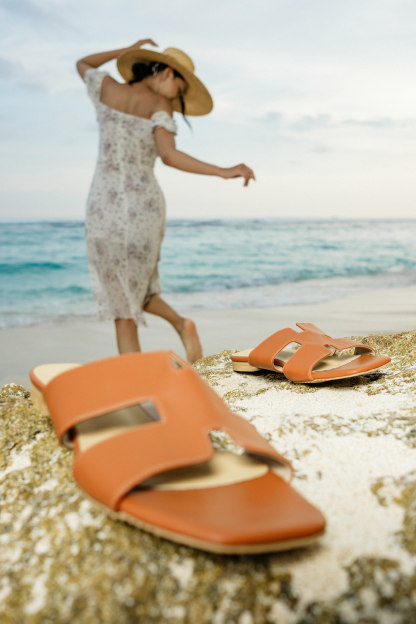 Louisé Geometric Sandal-Orange Brown-The Black Bow-