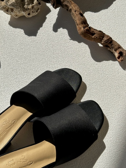Doux Elastane Comfy Stretch Block Heel Sandals-The Black Bow-