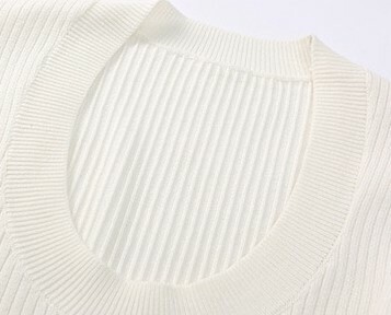 Kammy Long Sleeve Scoop Neck Ribbed Top-The Black Bow-