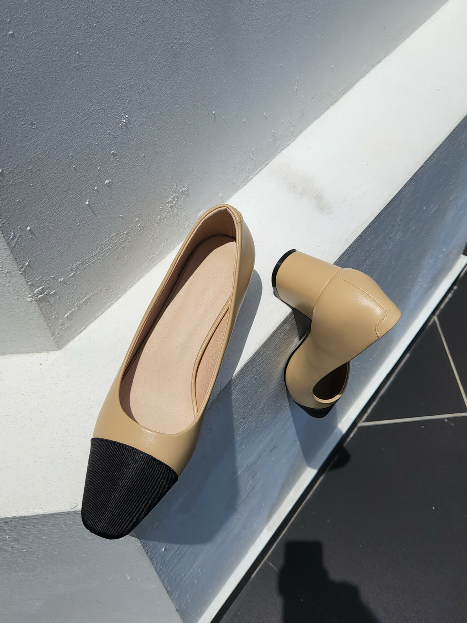 Le Classic Pumps-The Black Bow-