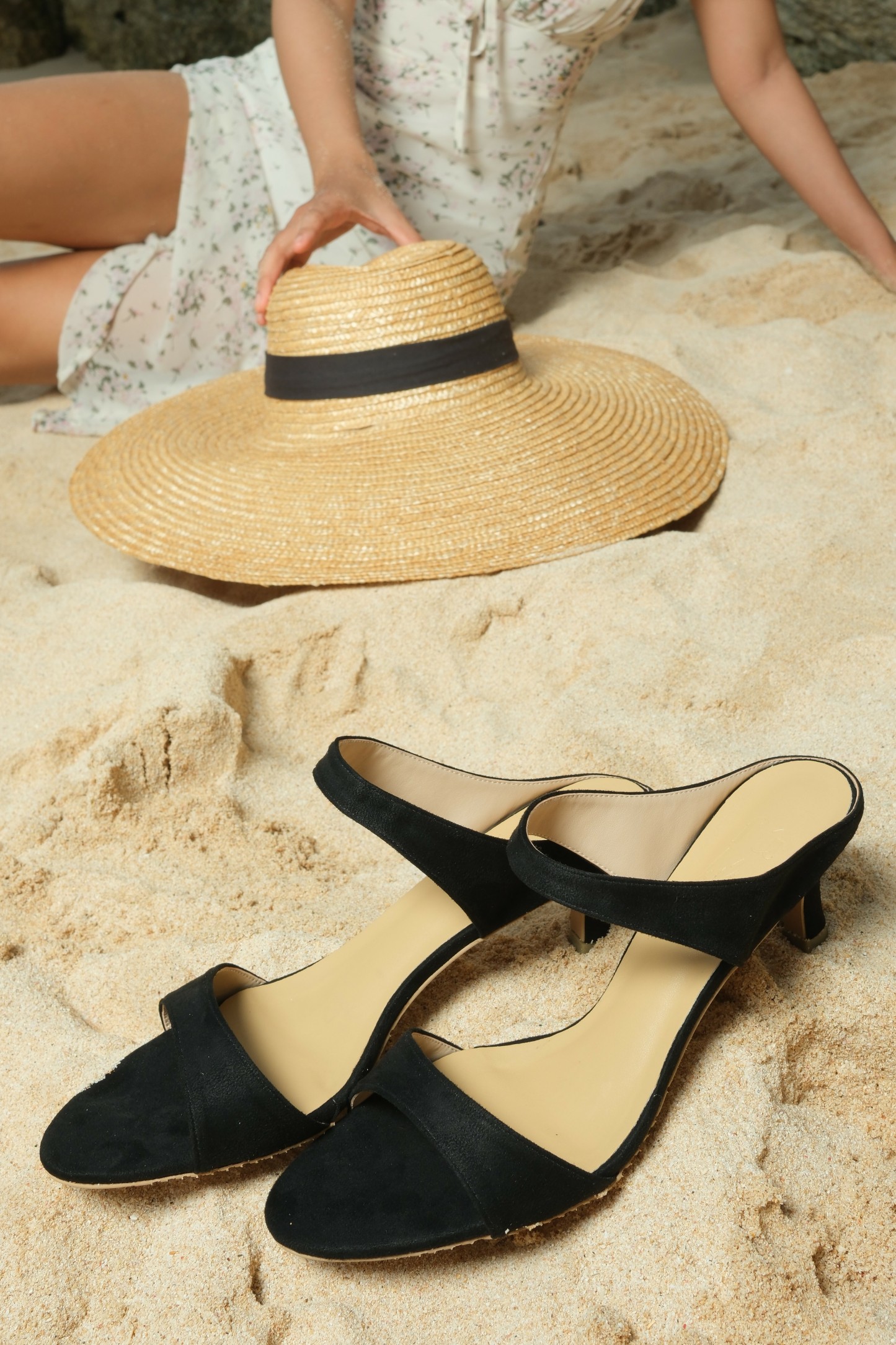 Sirène Velvety Strap Kitten Heels-Black-The Black Bow-