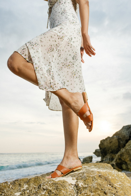 Louisé Geometric Sandal-Orange Brown-The Black Bow-
