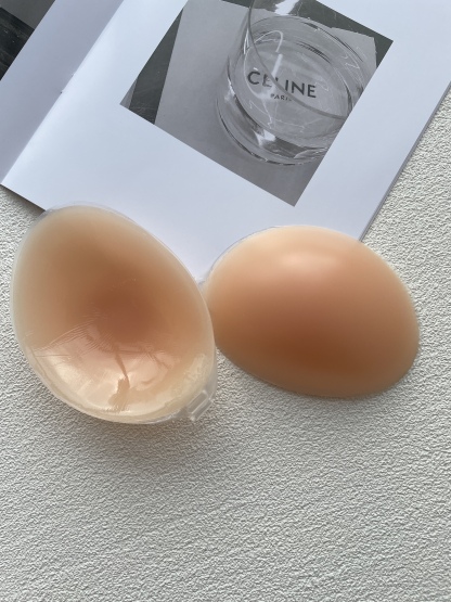 Hassle-Free Natural Look Seamless Silicone Nude Bra-The Black Bow-