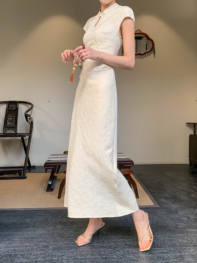 Zhou Ying Bias Cutting Cheongsam-The Black Bow-