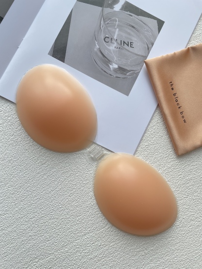 Hassle-Free Natural Look Seamless Silicone Nude Bra-The Black Bow-