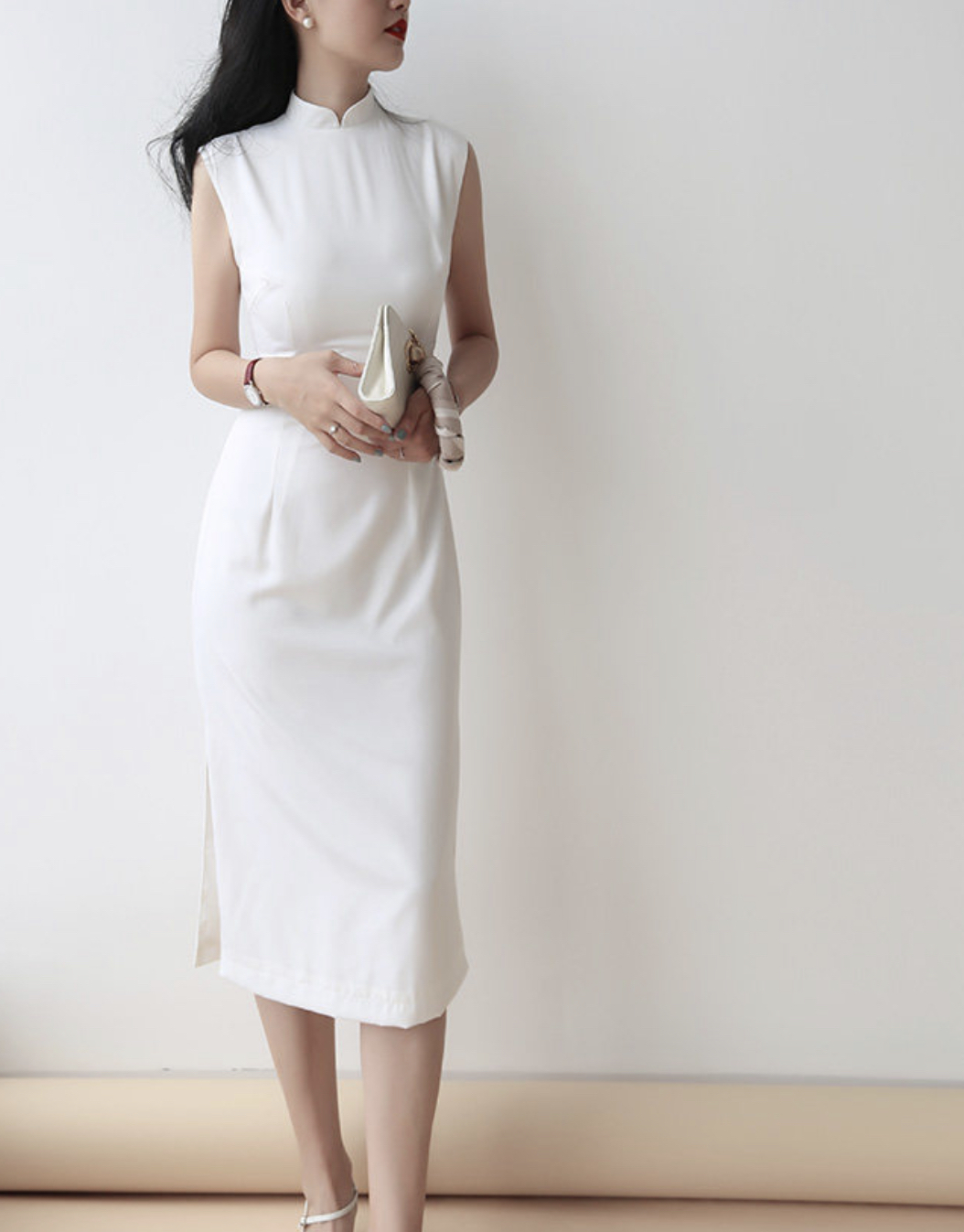 Yu's Simple Mandarin Collar Cheongsam - White-The Black Bow-