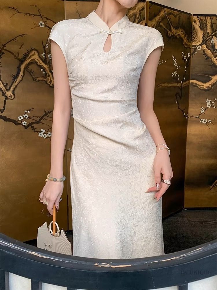 Zhou Ying Bias Cutting Cheongsam-The Black Bow-