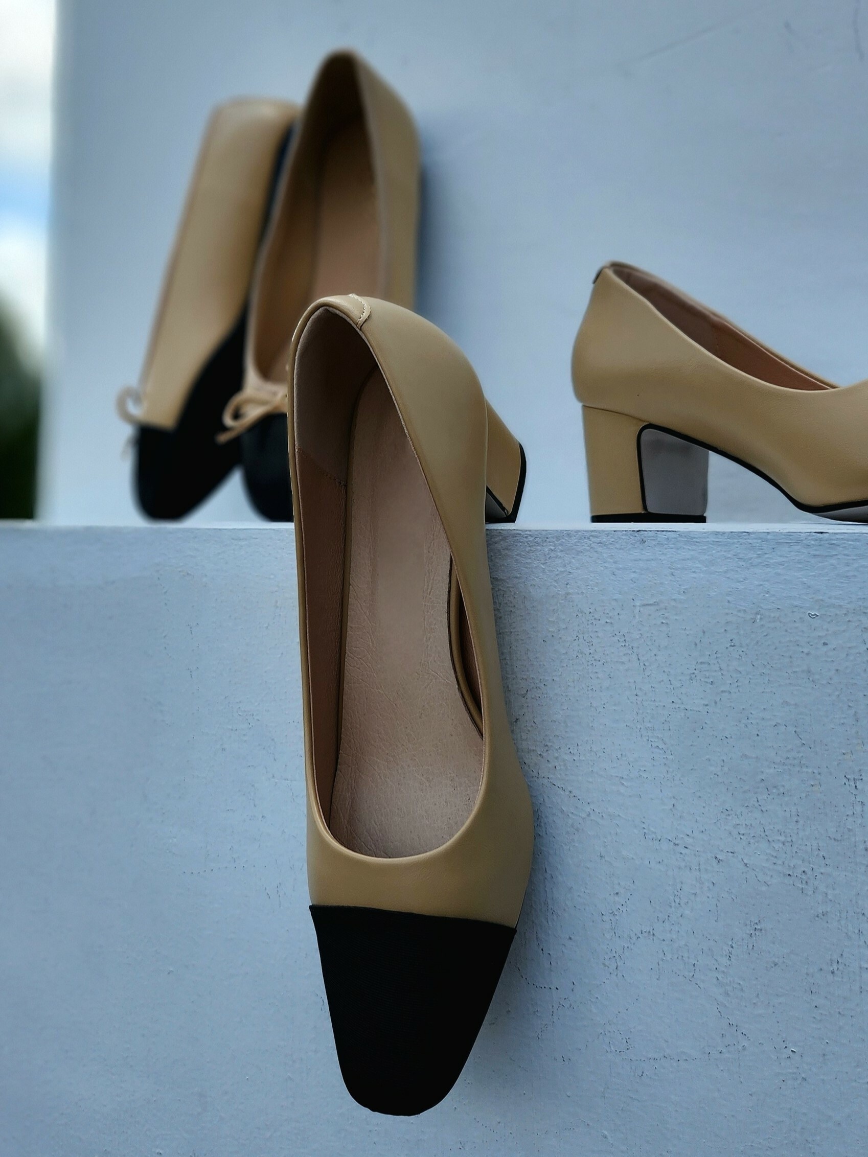 Le Classic Pumps-The Black Bow-