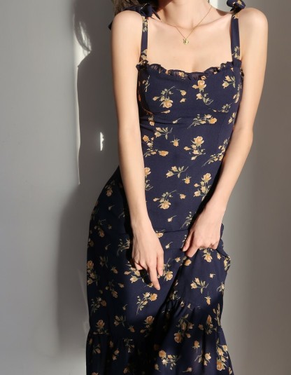 Torynna Ribbon Tie Floral Midaxi Dress-The Black Bow-