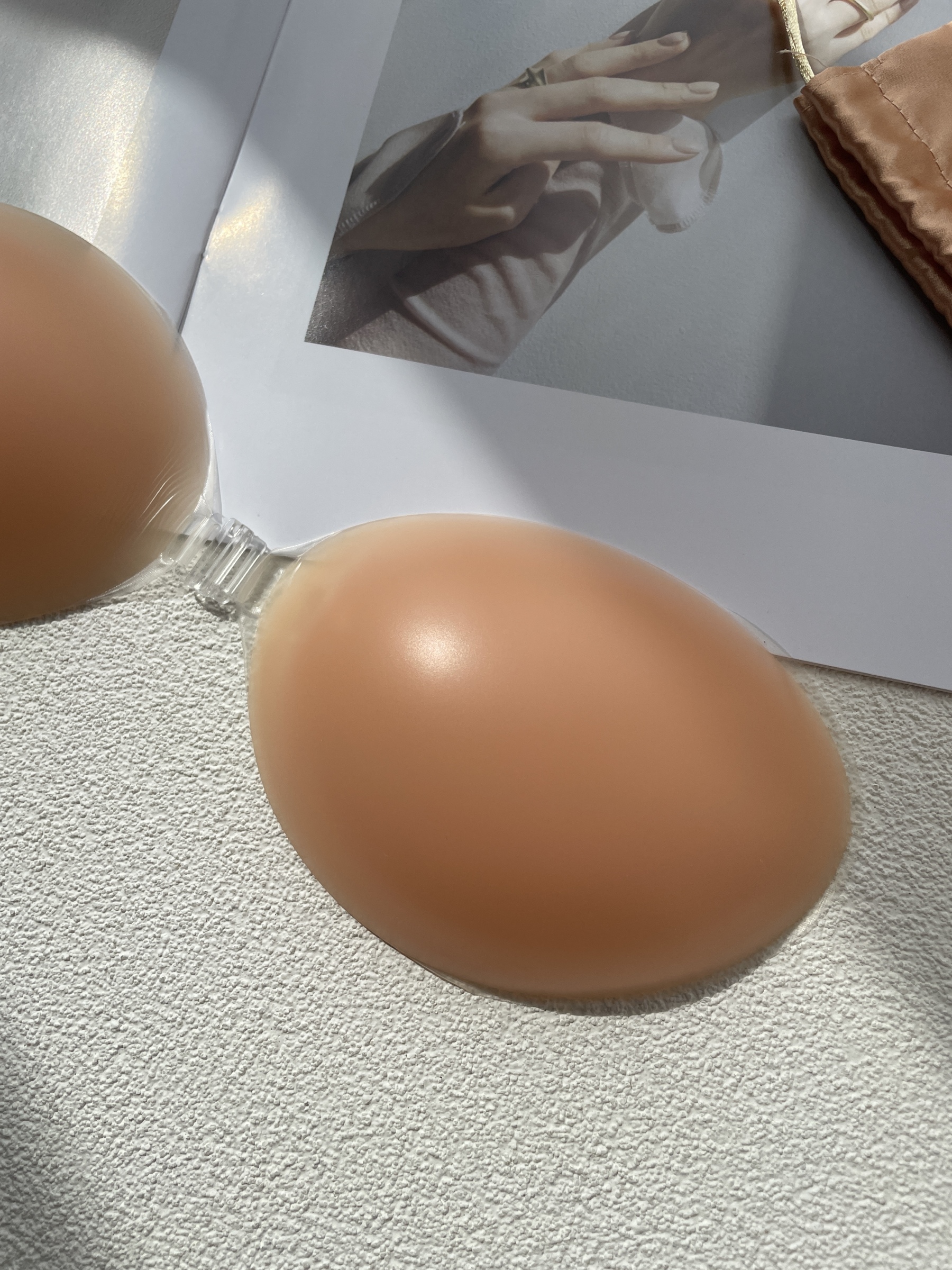 Hassle-Free Natural Look Seamless Silicone Nude Bra-The Black Bow-