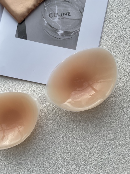 Hassle-Free Natural Look Seamless Silicone Nude Bra-The Black Bow-