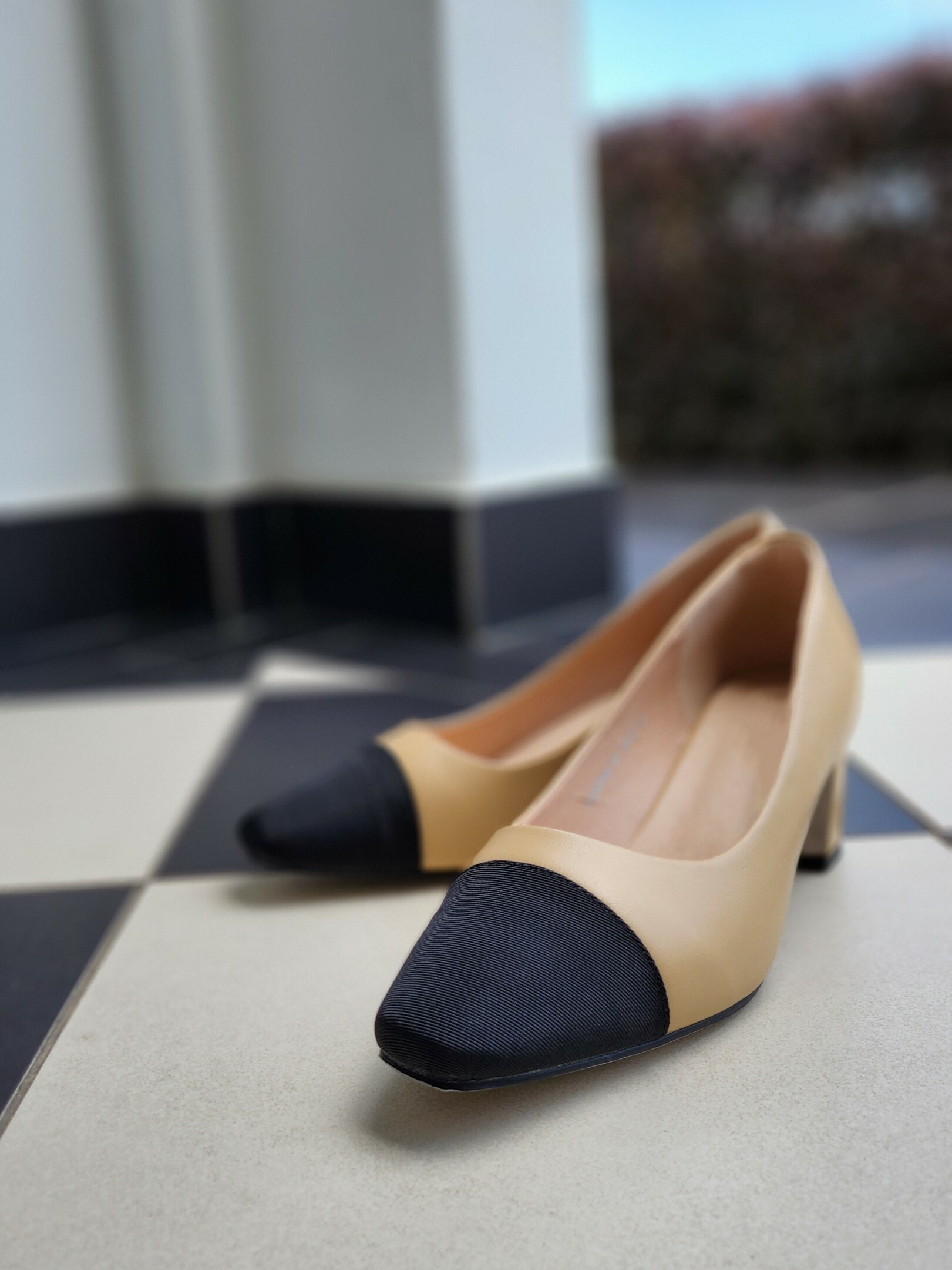 Le Classic Pumps-The Black Bow-